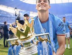 乐鱼app-包含塞维利亚完胜哥伦比亚，阿尔瓦雷斯高光表现的词条