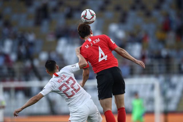 乐鱼官网-韩国队碾压丹麦队，辛杜带队取胜